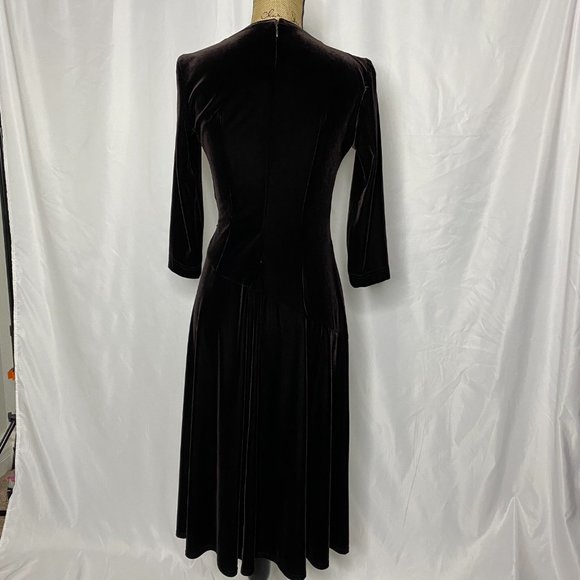 Tadashi Shoji Brown Velvet Midi Dress - Picture 7 of 11